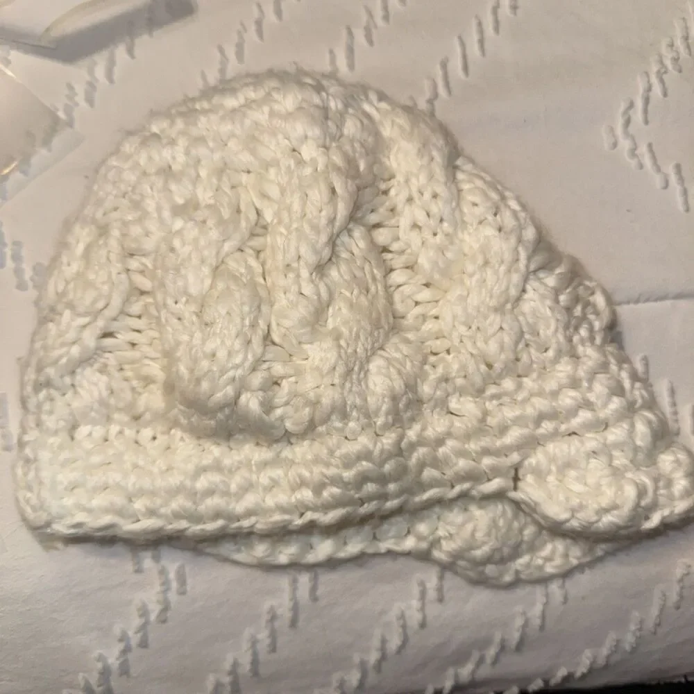 Dakine Girls Remix Beanie, White One Size,